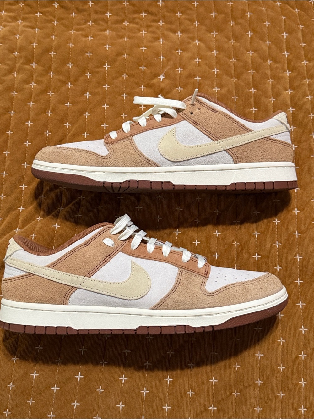 Nike Men’s Low-Top Dunks — Tan, Cream & White. No Box lightly worn